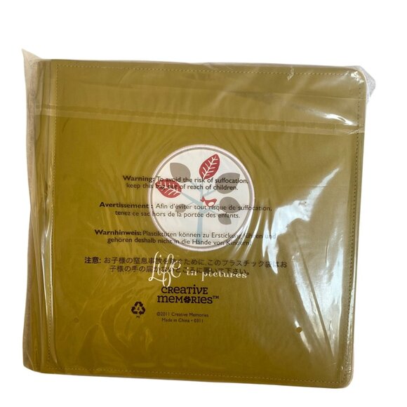 Creative Memories 12x12 "Family Life” Quick Album, Pages, Shapes, Stickers - Picture 2 of 8